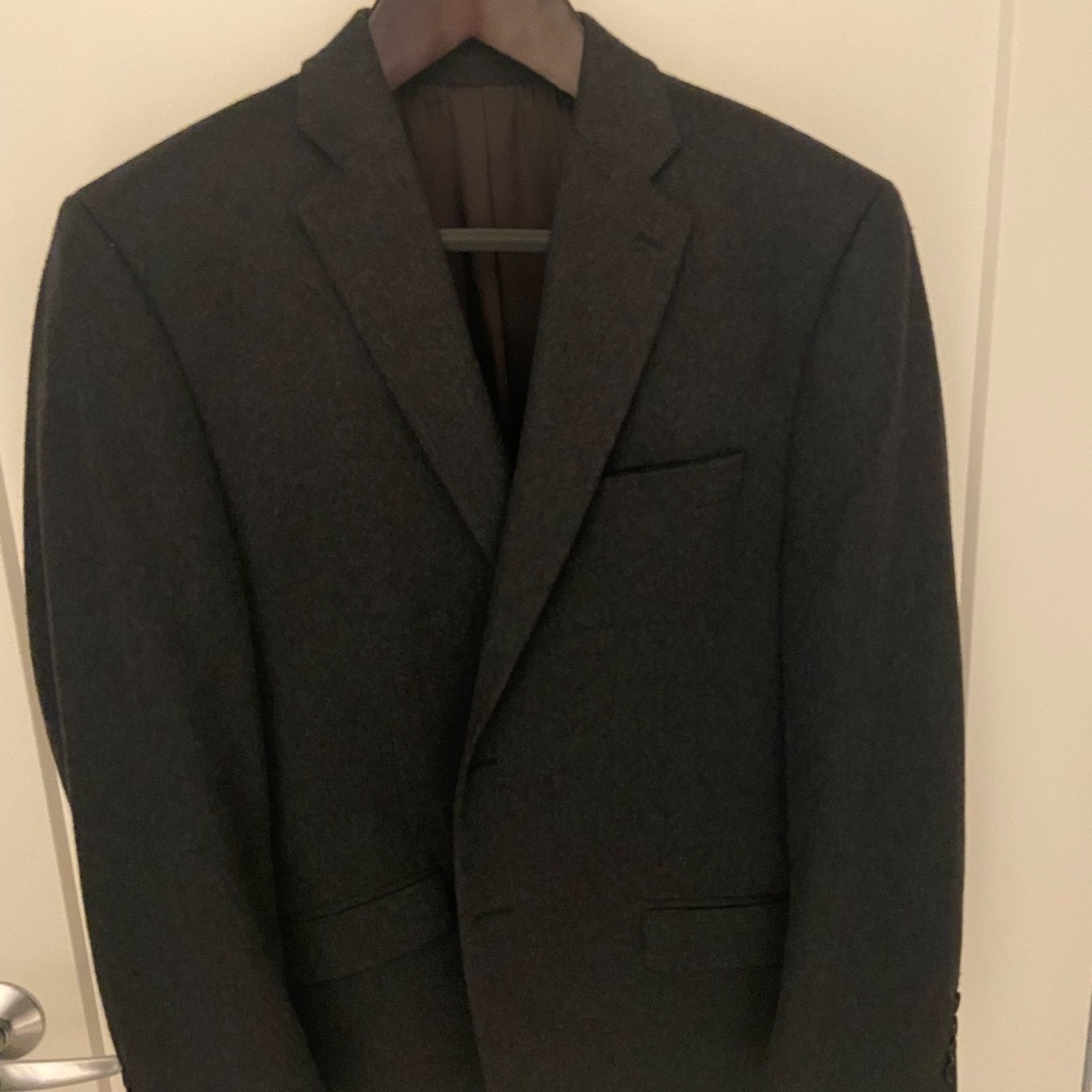 Neiman Marcus 100% Cashmere Charcoal Gray Men's Blazer
